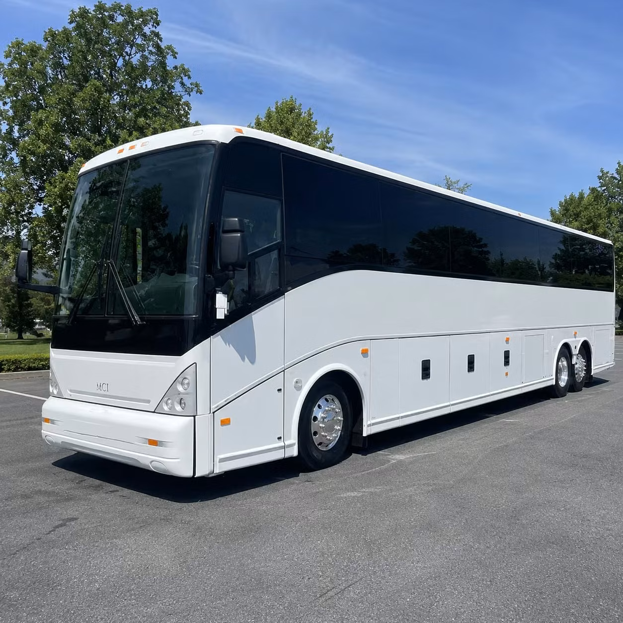 charter bus rentals for csu events concerts and game days in fort collins