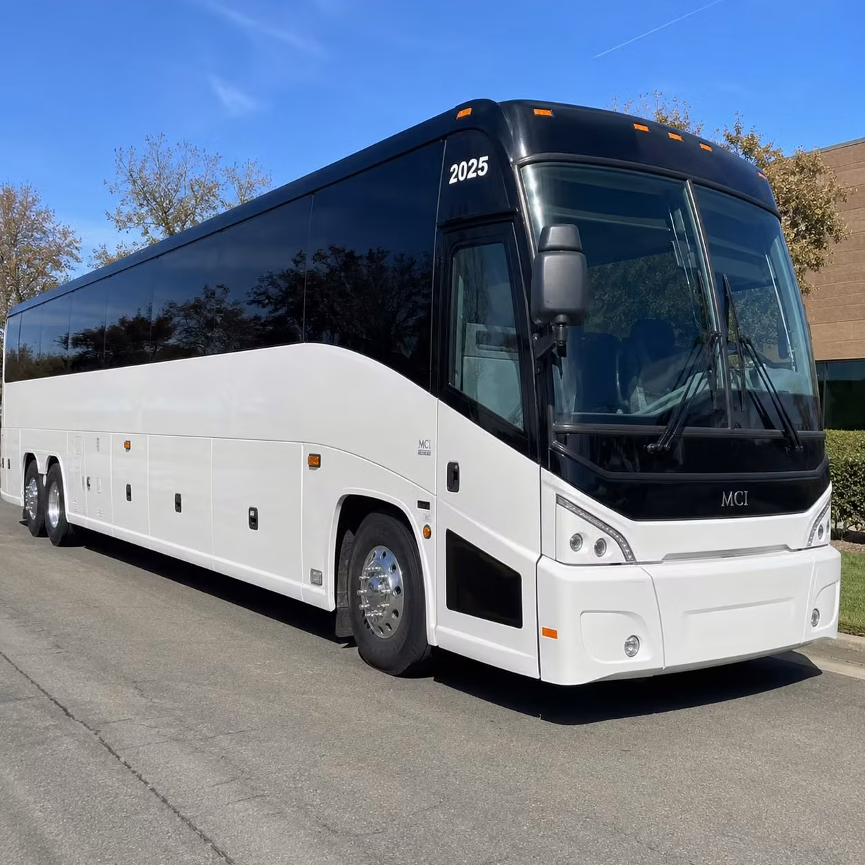 fiddler s green and dickies arena long distance concert shuttles from fort collins